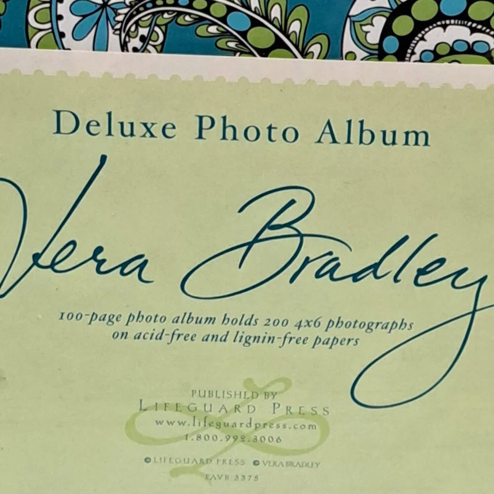 Vera Bradley Deluxe Photo Album Turquoise Peacock Paisley 100 Page 200 Photos